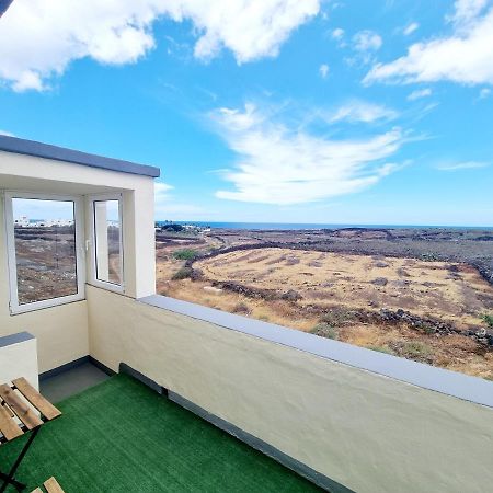 Apartamento En Mala Con Vista Al Mar Exterior photo
