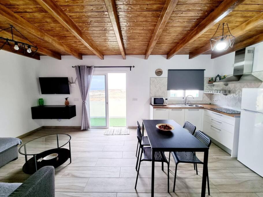 Apartamento En Mala Con Vista Al Mar Exterior photo