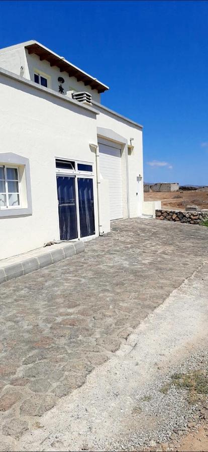 Apartamento En Mala Con Vista Al Mar Exterior photo